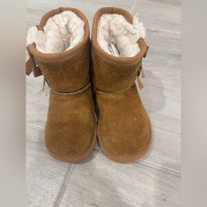Uggs Kookaburra‎ Brown Kids Boots size 5